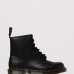 Dr. Martens Outlet: Stivaletto 1460 in pelle Smooth Nero | 11822006 | GIGLIO.COM
