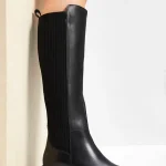 Stivali classici in pelle con inserti elastici nero