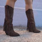 Texani lungo sotto al ginocchio in camoscio marrone con frange GABRIELLA 80 – sara moda shoes